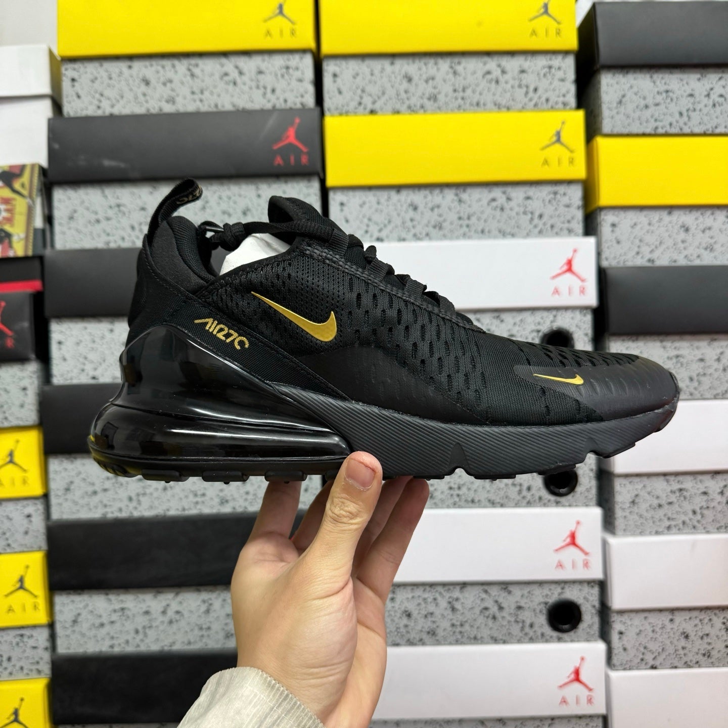 Air Max 270 Black Gold