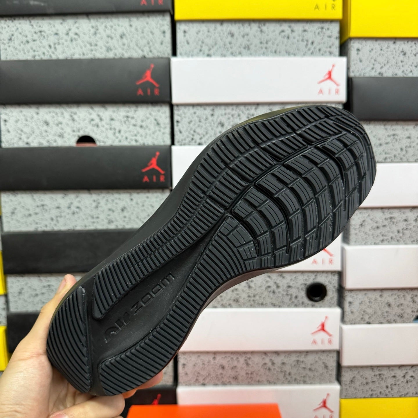 Winflo 8 Dark Black