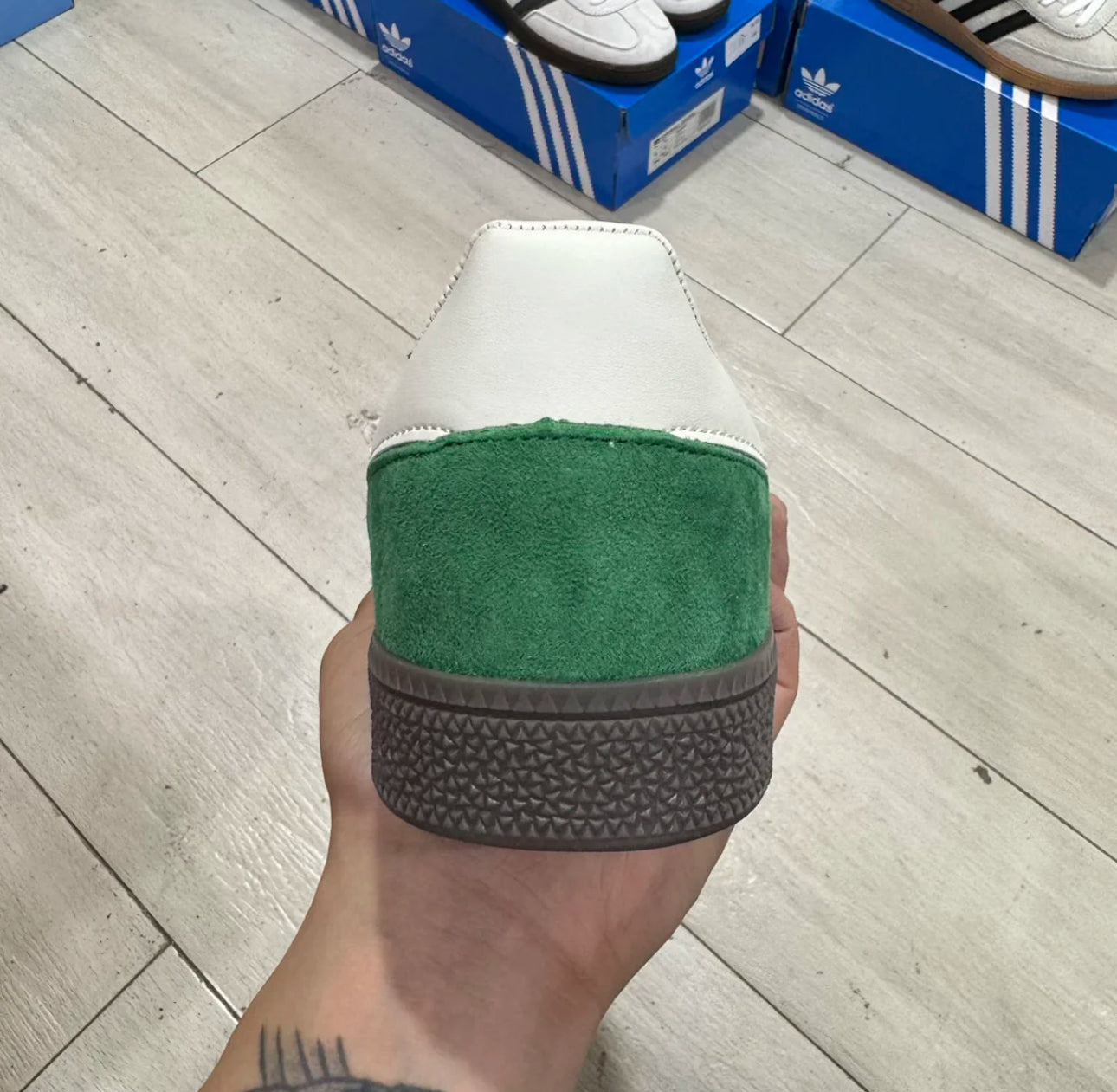 AD Spez Green and White