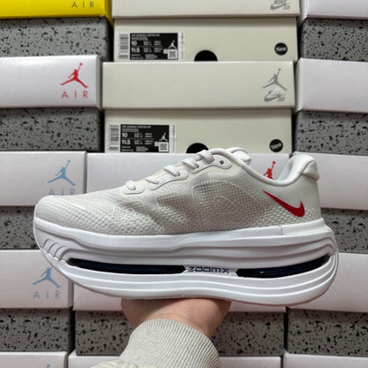 Vomero Premium White