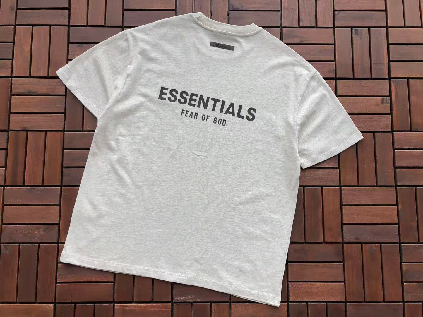 T-Shirts ESSENT