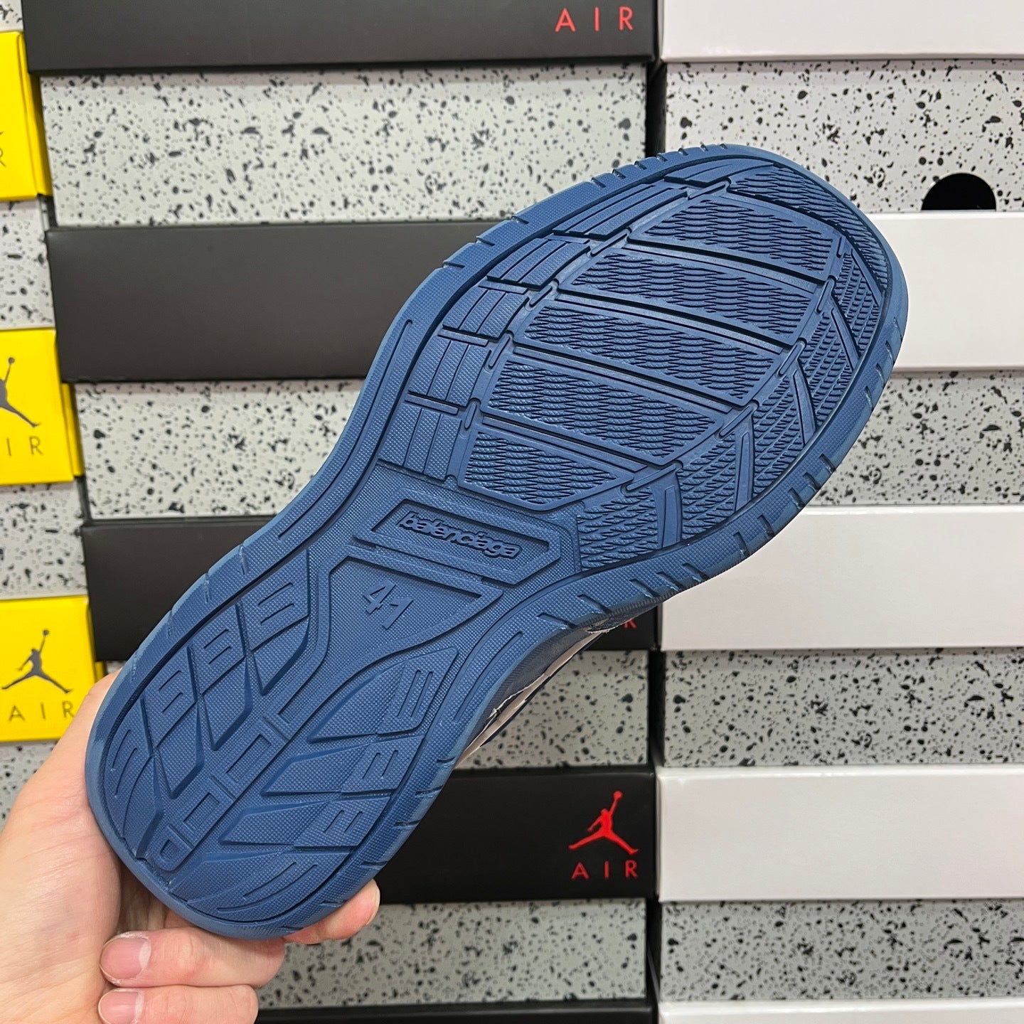 BLG Hamptons Blue
