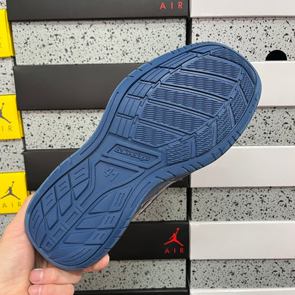 BLG Hamptons Blue