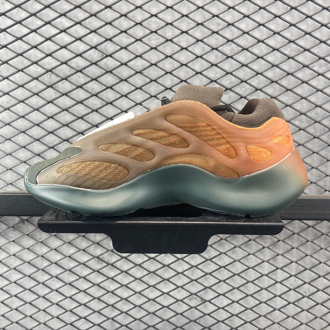 700 V3 Copper Fade