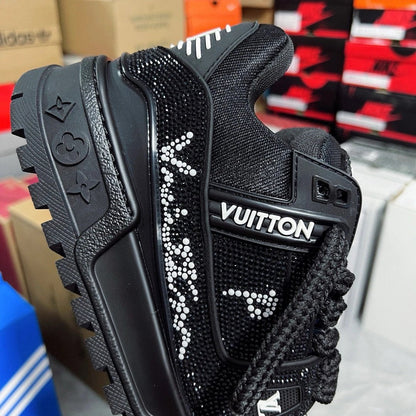 Trainer Black Cravejado