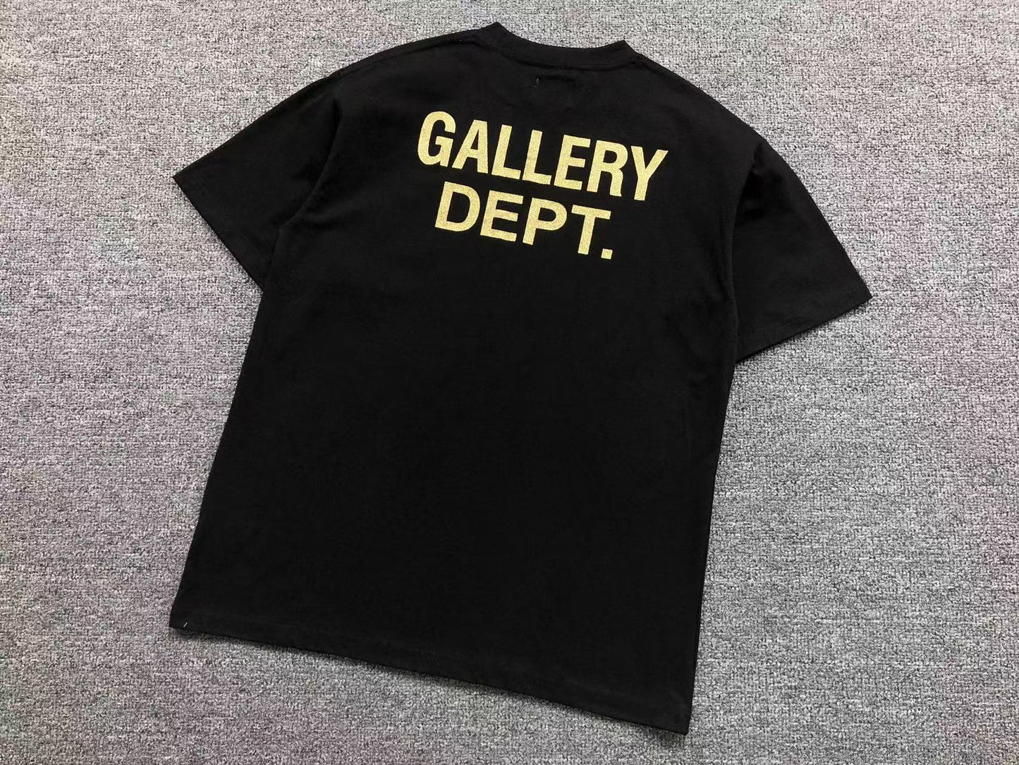 T-shirt GALLERY DEPT