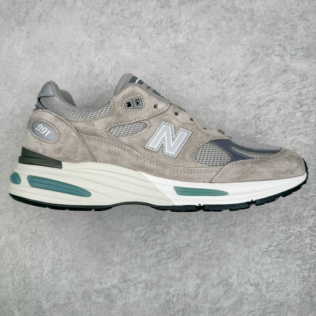 990 Grey Suede