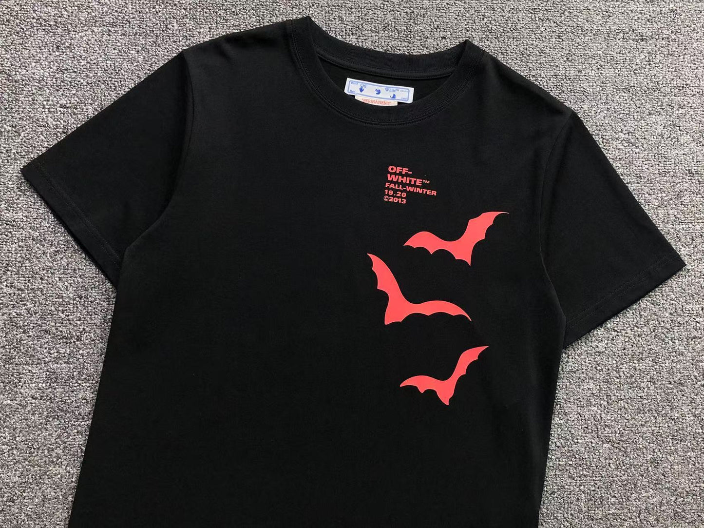 T-shirt Off