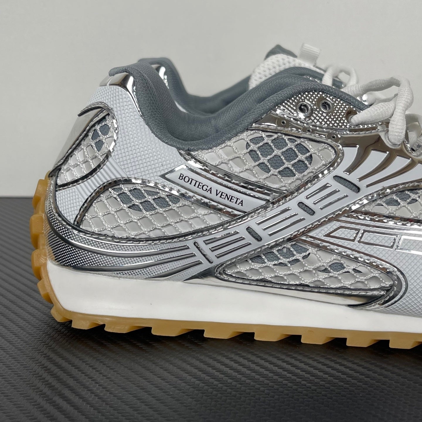 BV Orbit Silver White