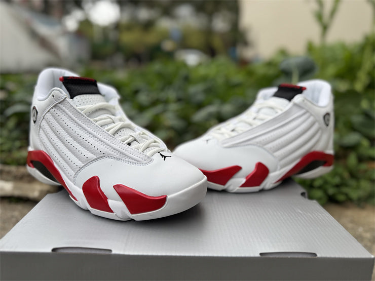 AJ14 Retro Candy Cane