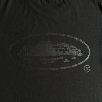 Round r-labeled tee