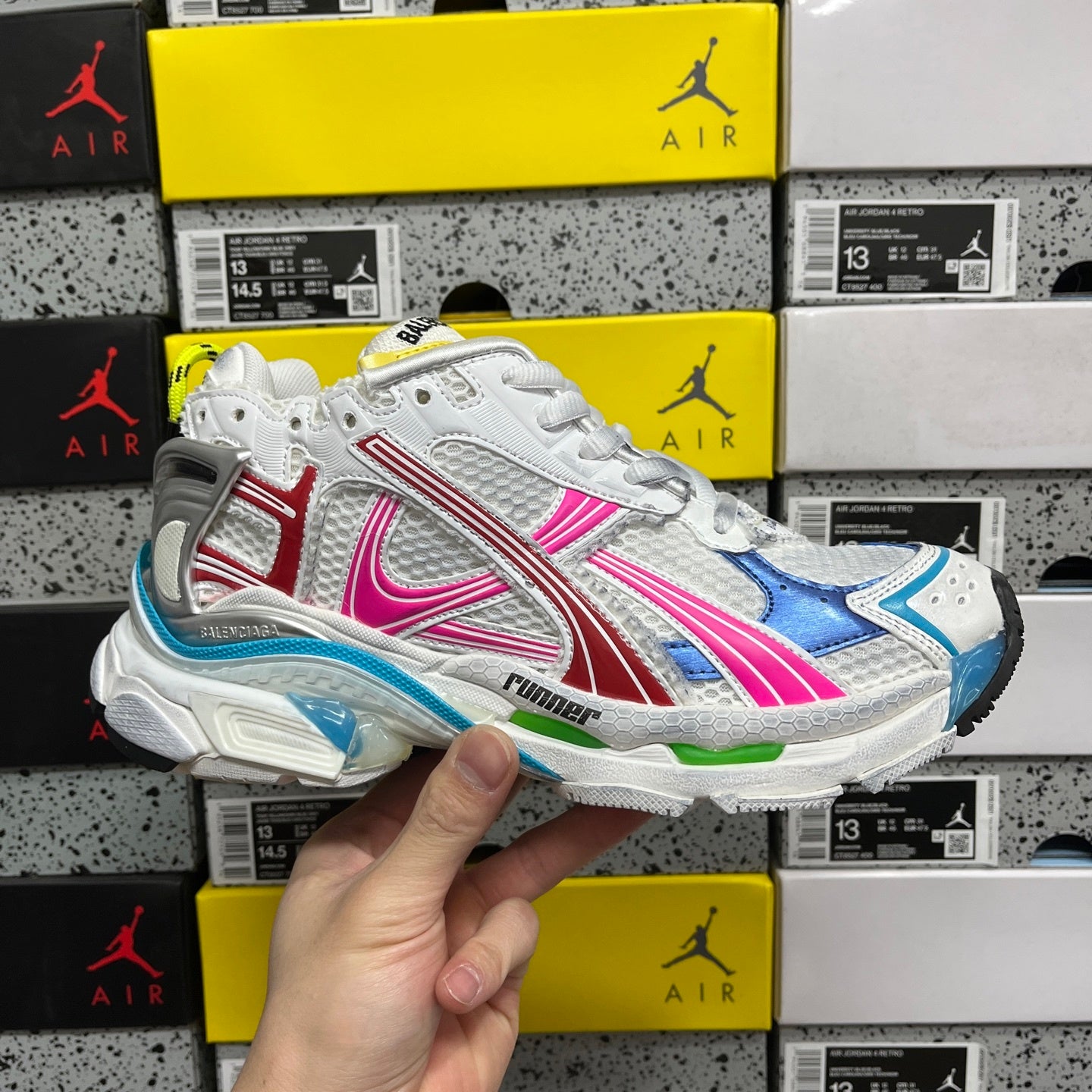 BLG Runner White/Grey/Blue/Pink