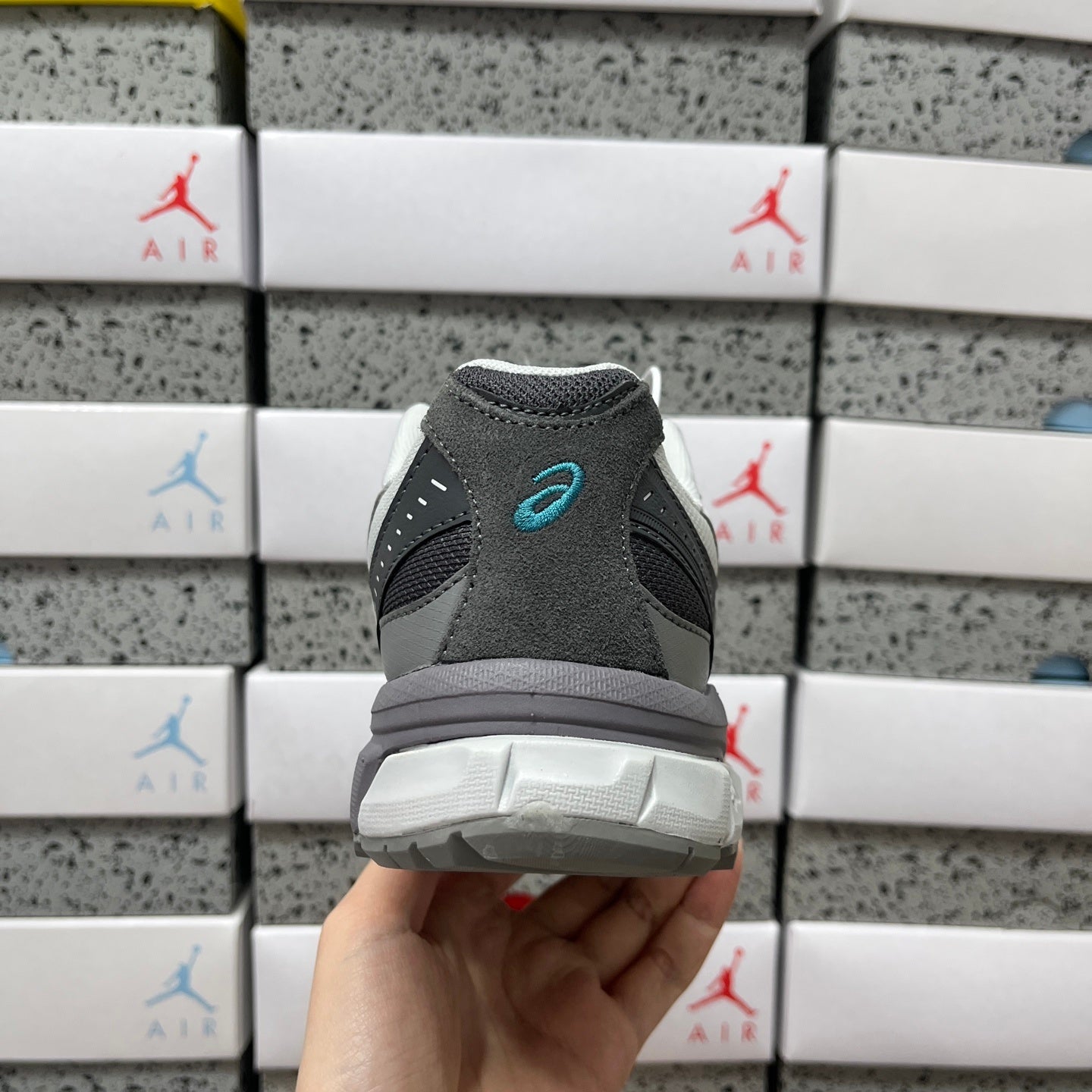 GEL-SONOMA TR62 Concrete/Obesidan Grey