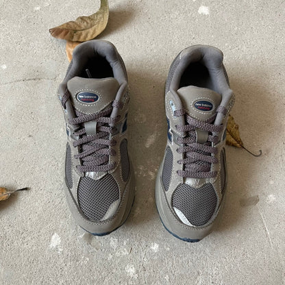 2002R Classic Grey