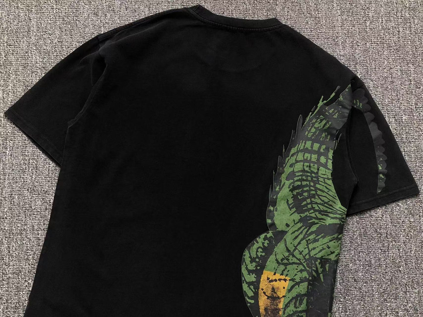 T-shirt Off
