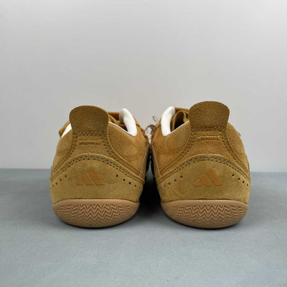 AD URBAN REVERIE Tacyel Gum