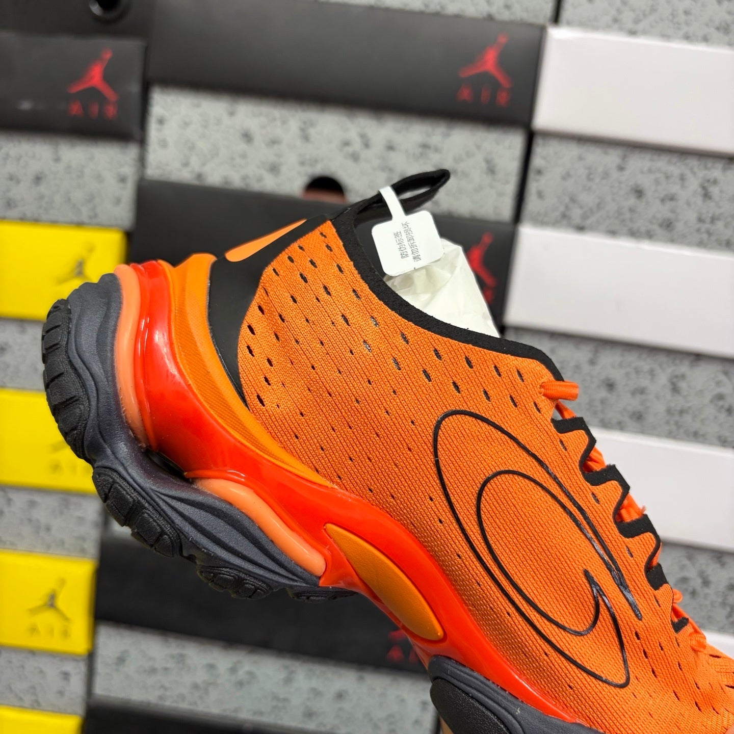 BLG Anatomic Runner Orange/Black