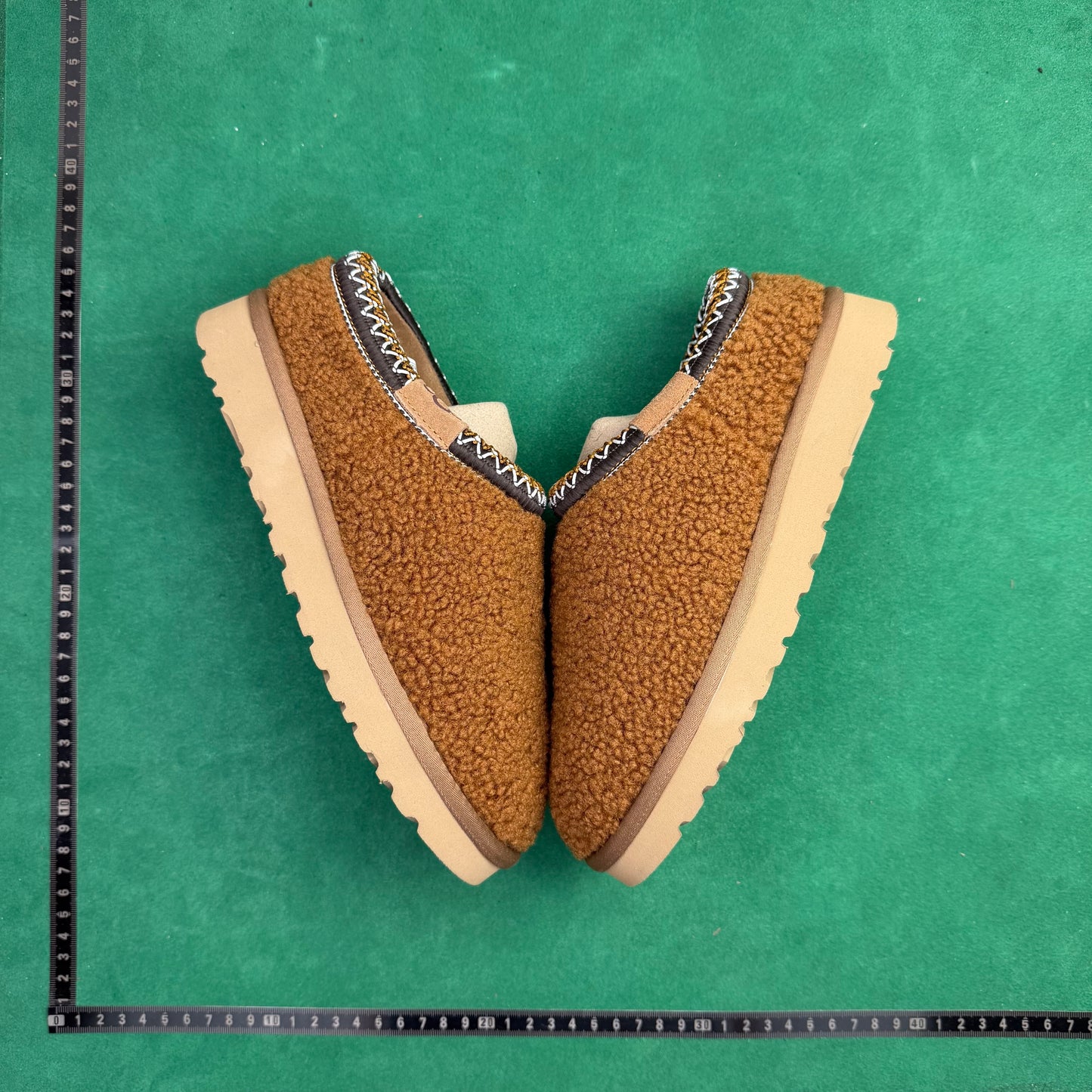 TT UGG