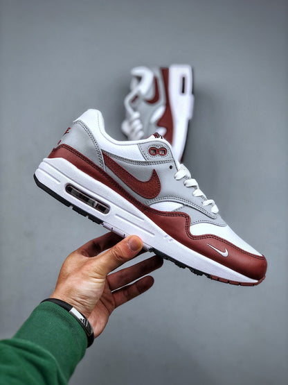 Air Max 1 Mystic Dates