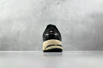 1906 Black Cream