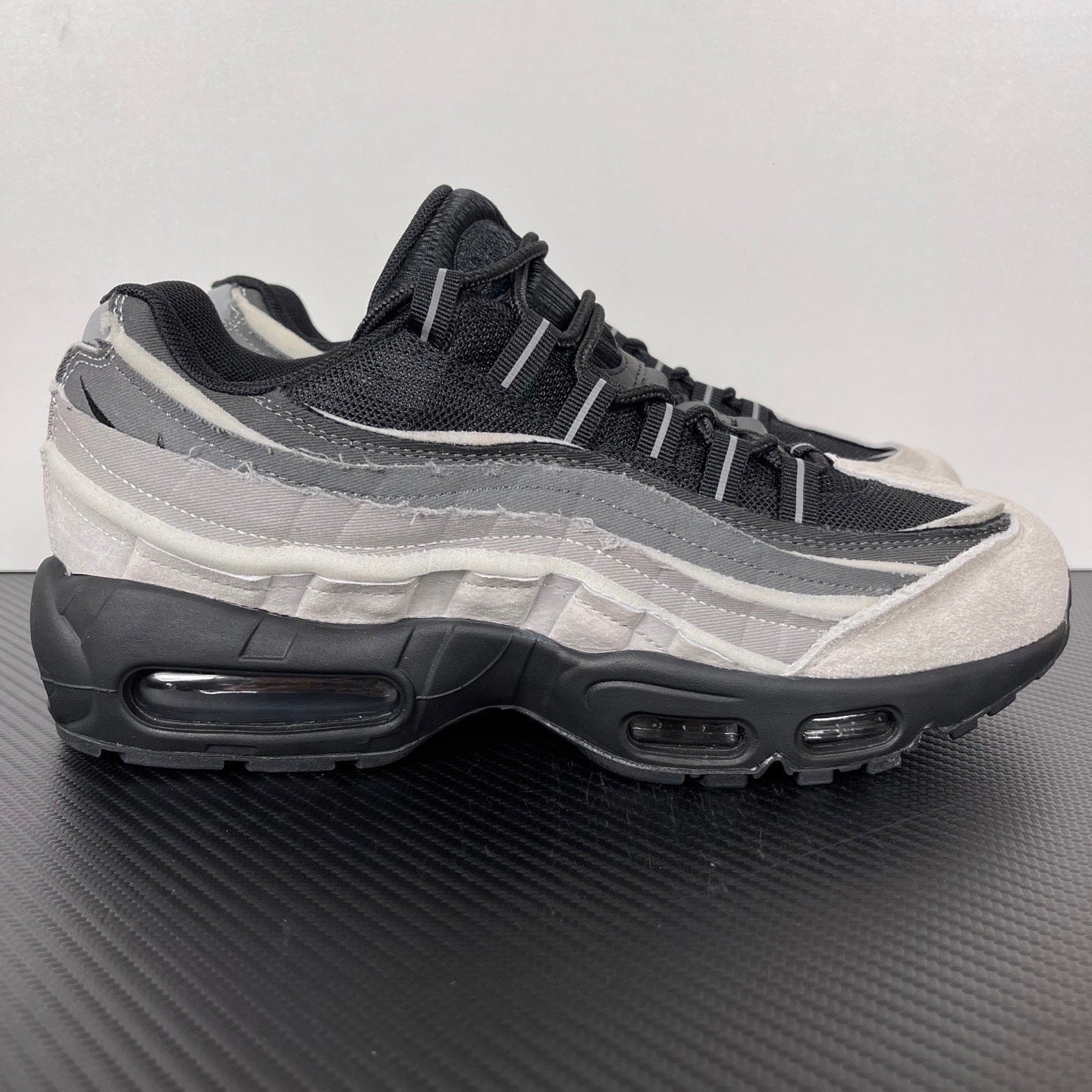 95 Comme des Garçons Black Grey
