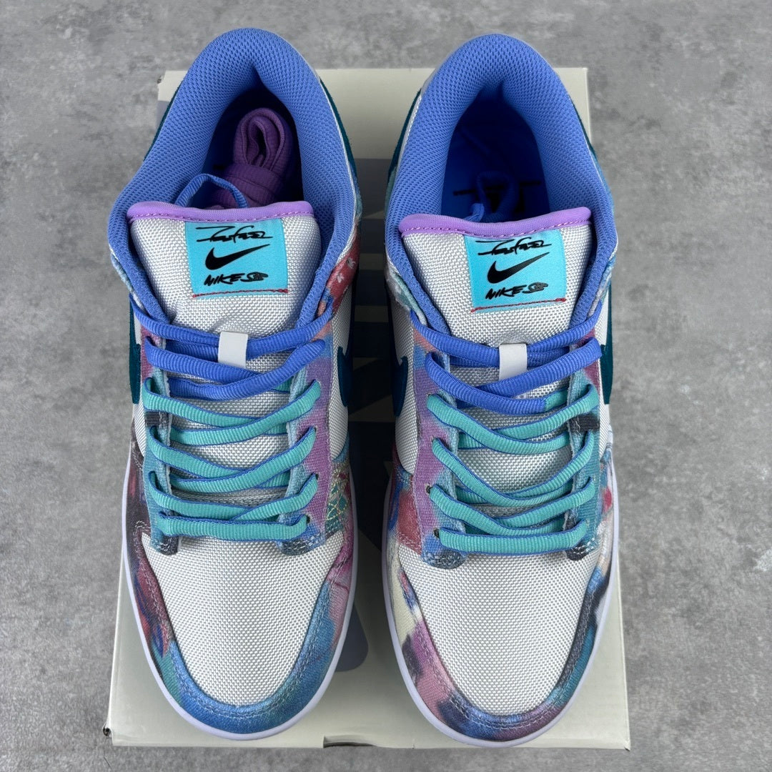 Dunk SB Bleached Aqua