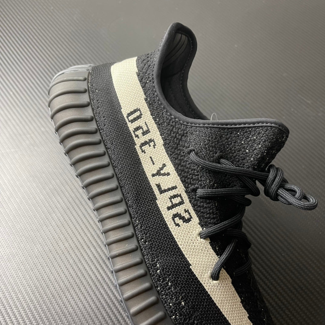 Boost 350 Core Black