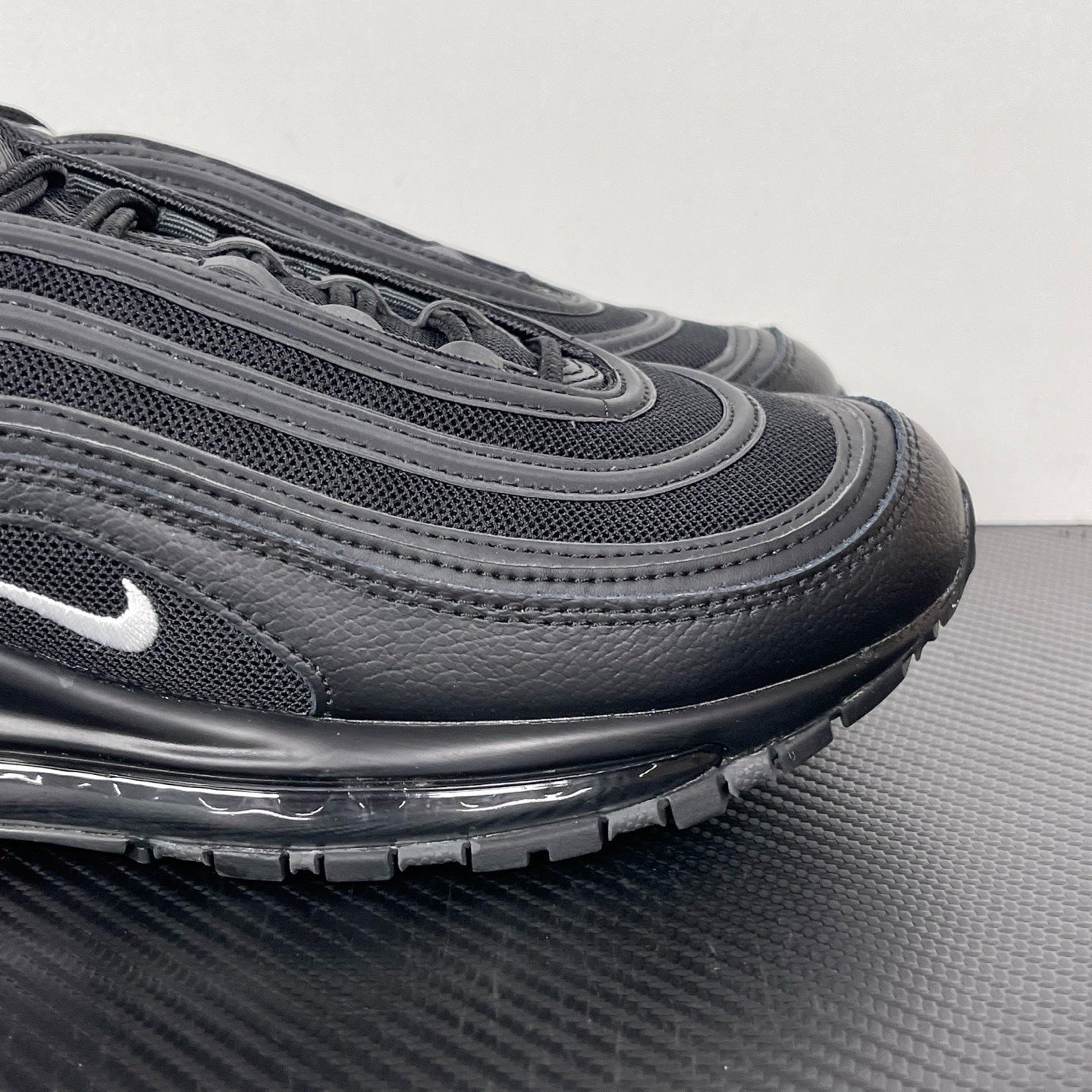 97 Full Pure Black