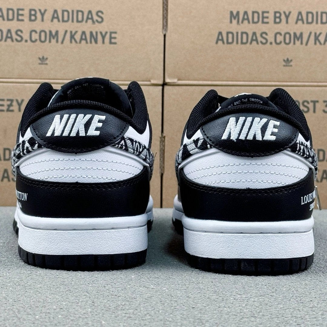 Sb Low Black and White