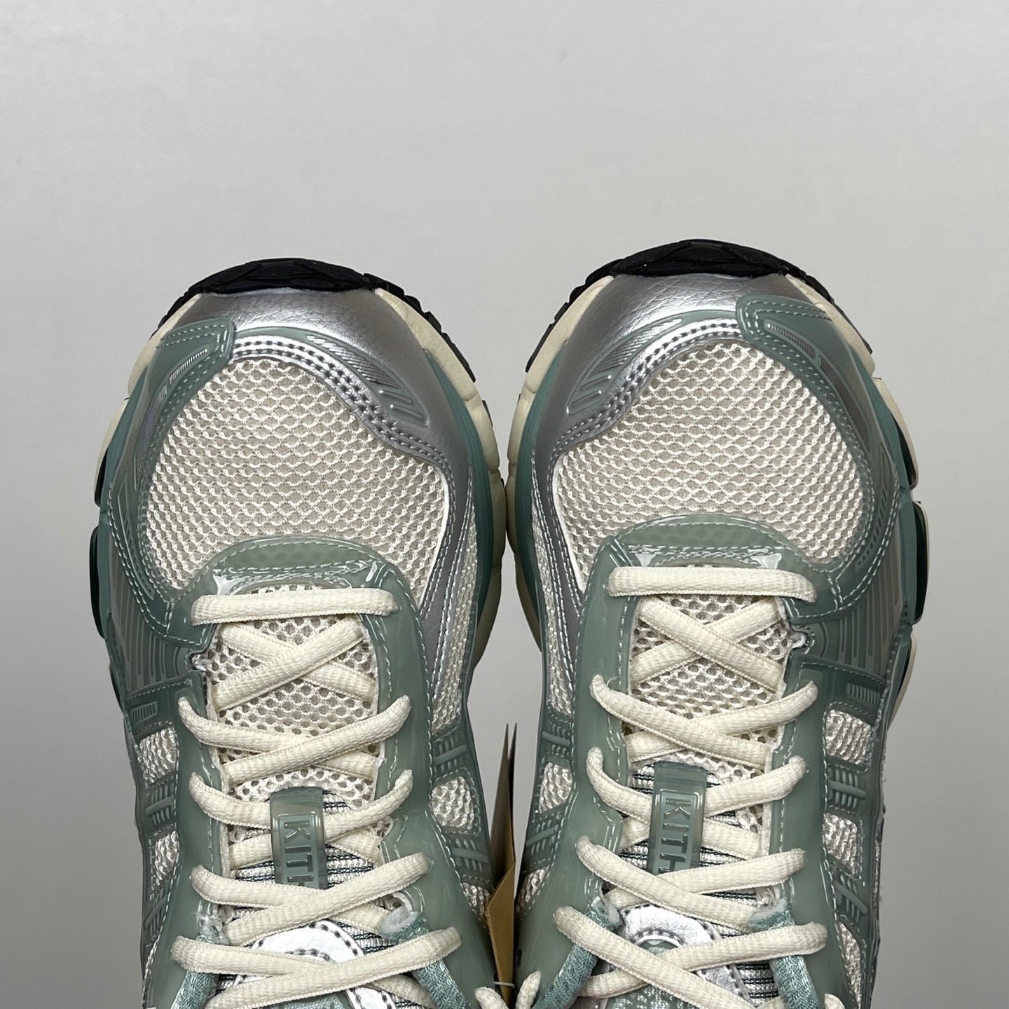 Kayano 14 White / Sage Green