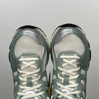 Kayano 14 White / Sage Green