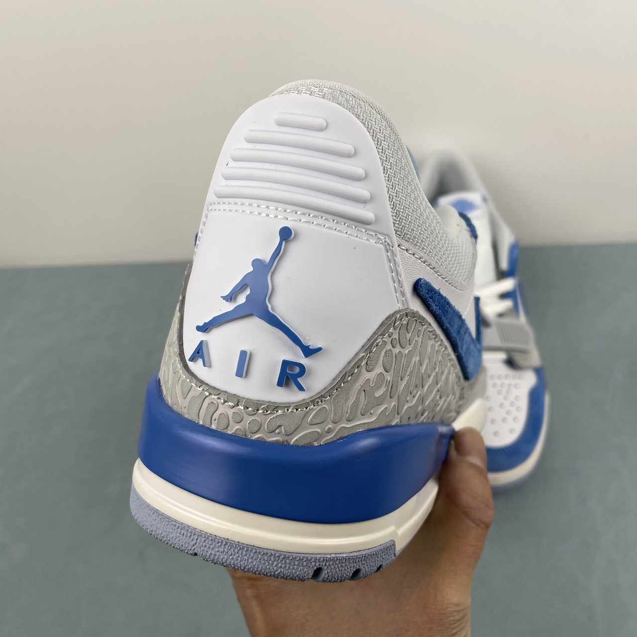 Legacy 312 Blue Box