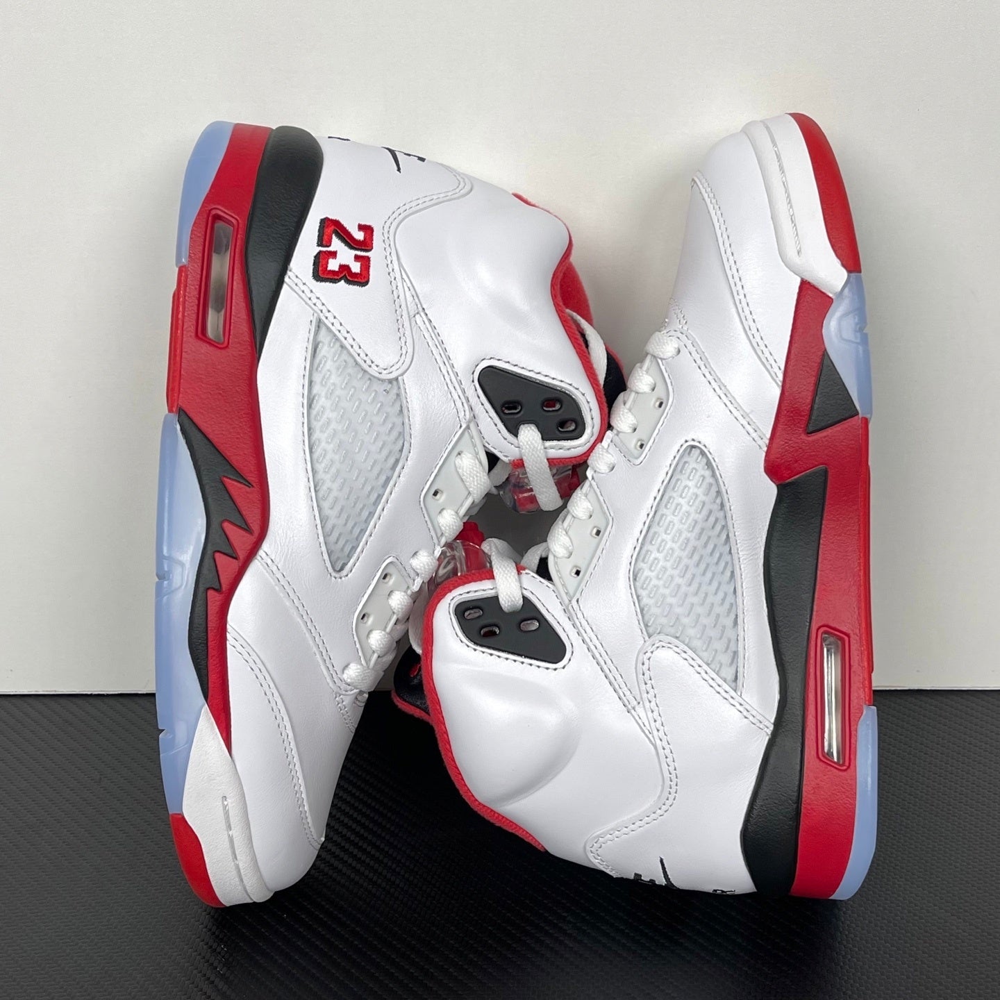 AJ 5 Fire Red Black Tongue