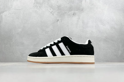 Campus Simple Black White