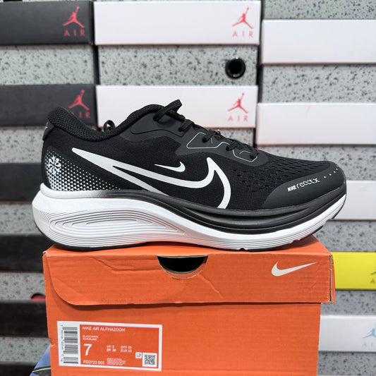 Nk Air Alphazoom Black/White