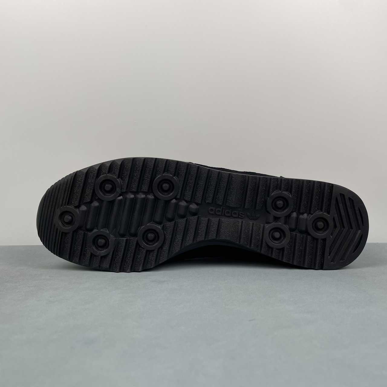 AD SL All Black