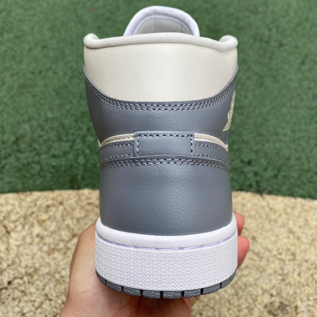 AJ1 MID Stealth