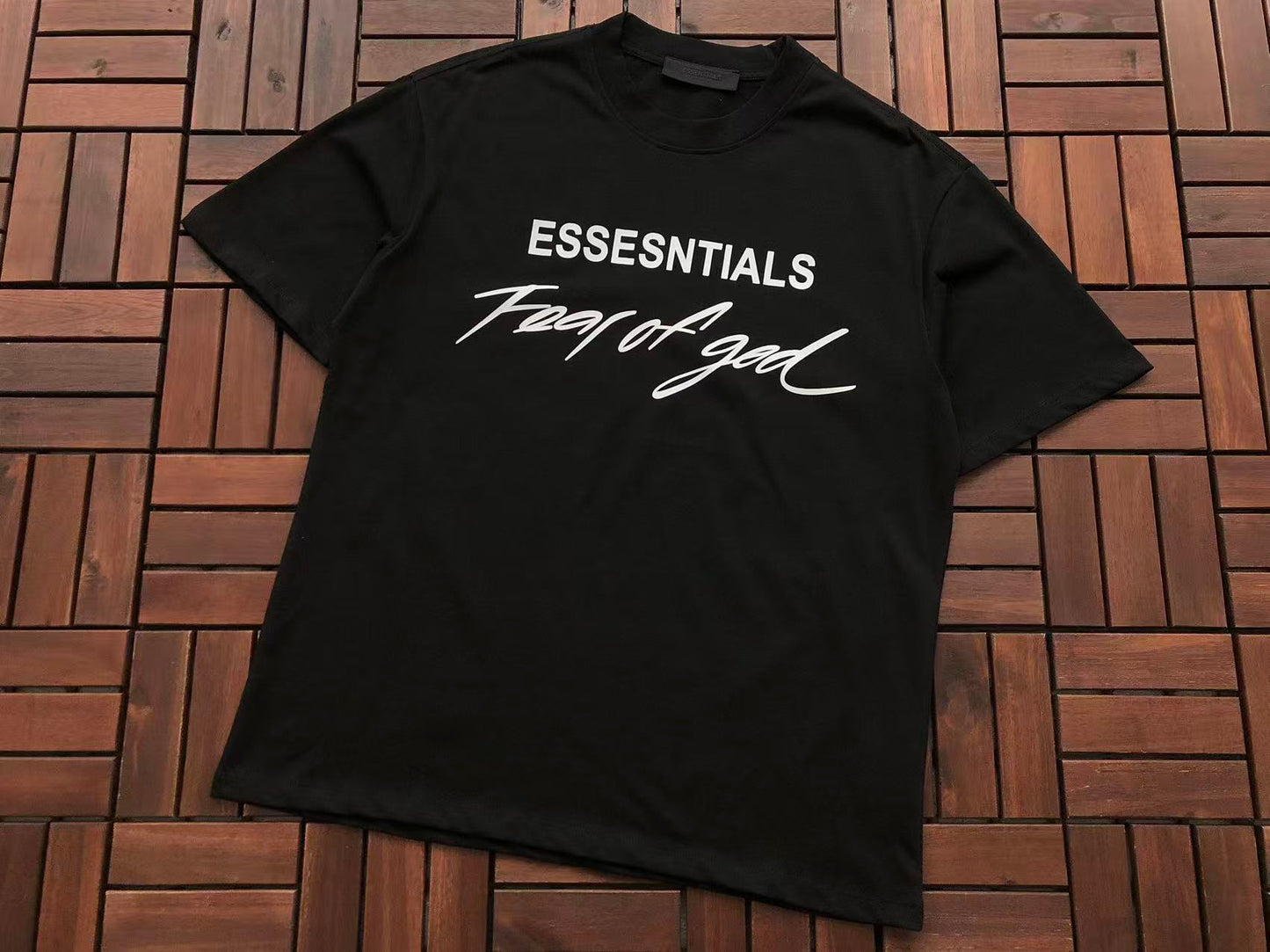 T-Shirts ESSENT