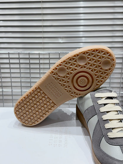Maison Grey Fog Gum Sole