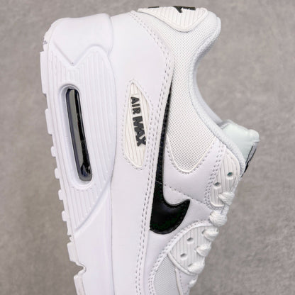 90 White and Black