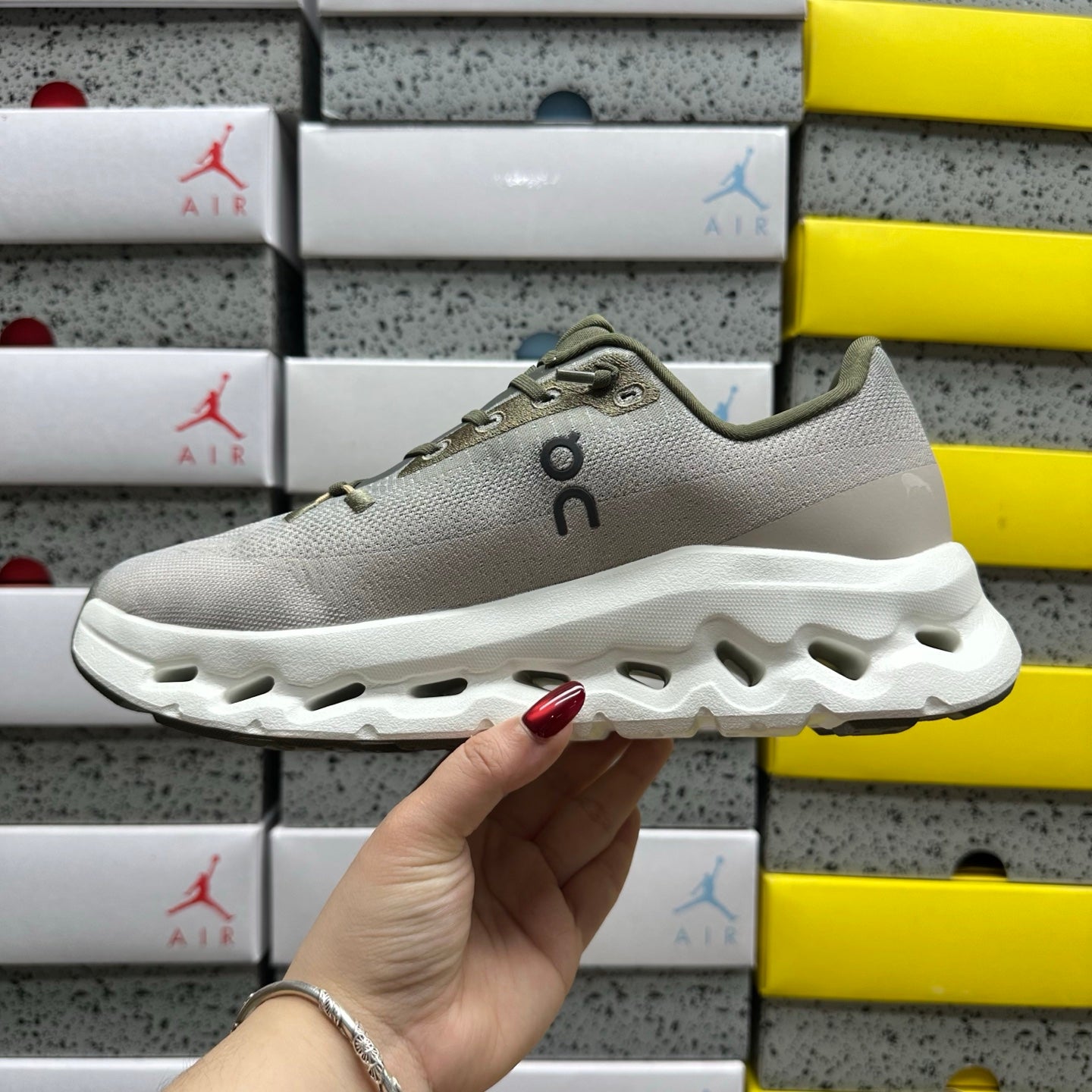 On Running Cloudtilt Remix Grey Green Forest