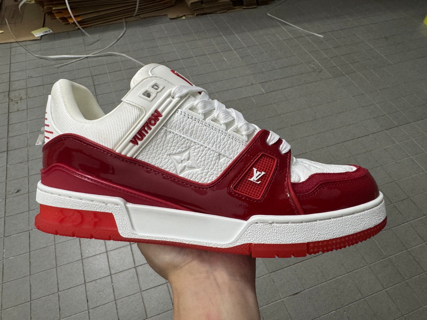 Trainer White and Red