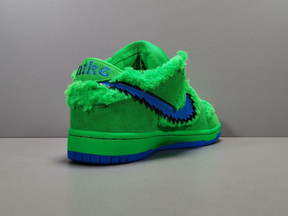 Dunk SB Grateful Dead Bears Green