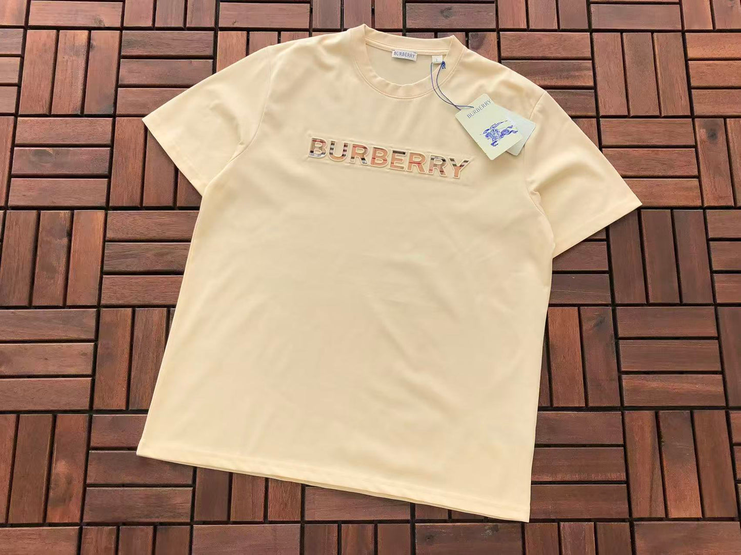 T-Shirts BB