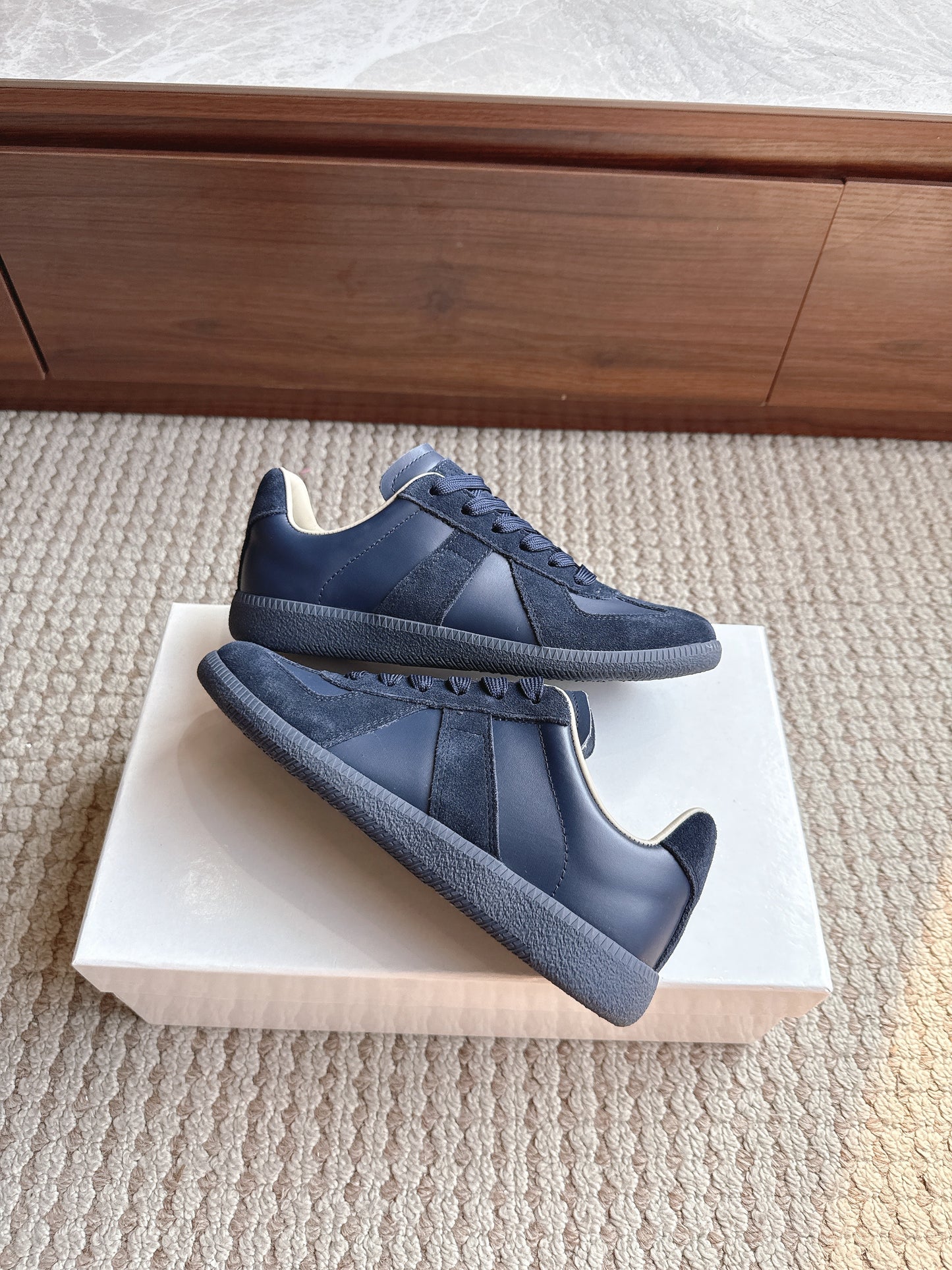 Maison Pure Marine Blue