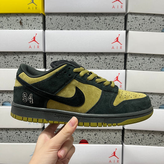 Dunk SB Supreme 94 Camper Green