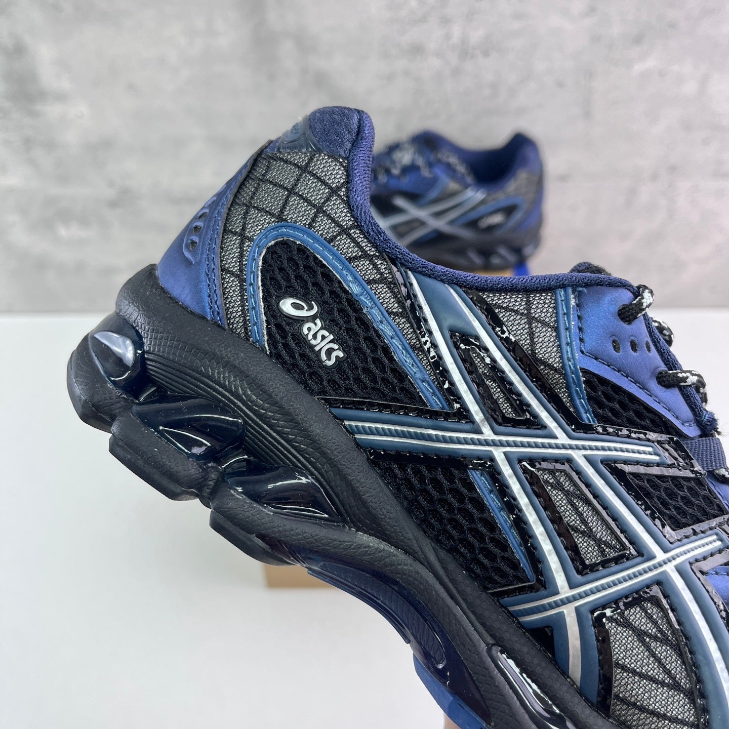 GEL-NIMBUS 10.1 Black/Grand Shark