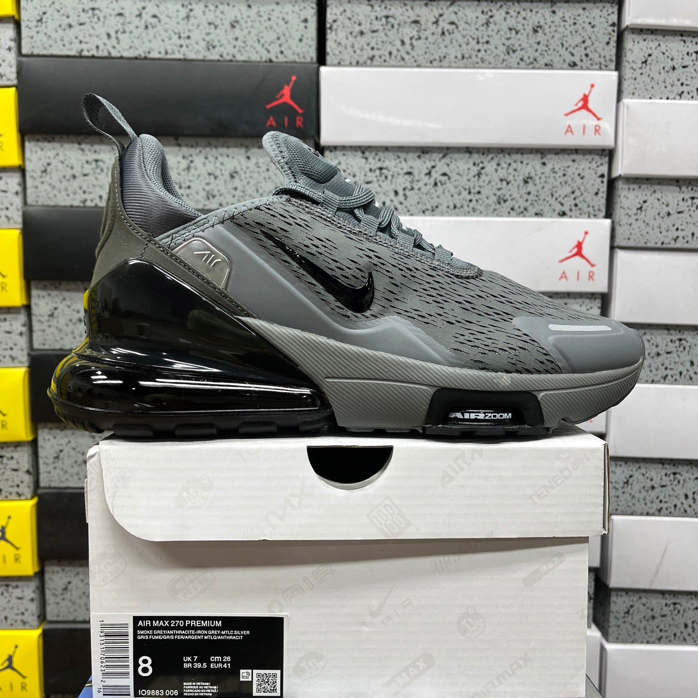 Air Max 270 Premium Grey