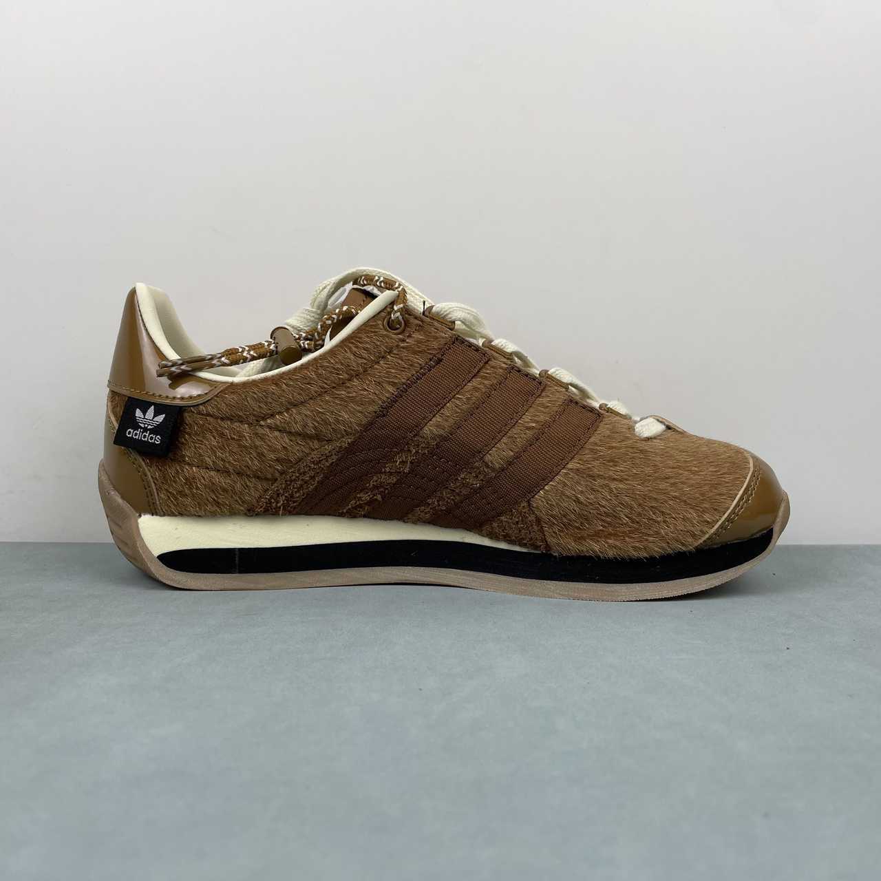 AD COUNTRY OG Brown Black White