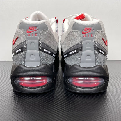 95 Undefeated Black Red